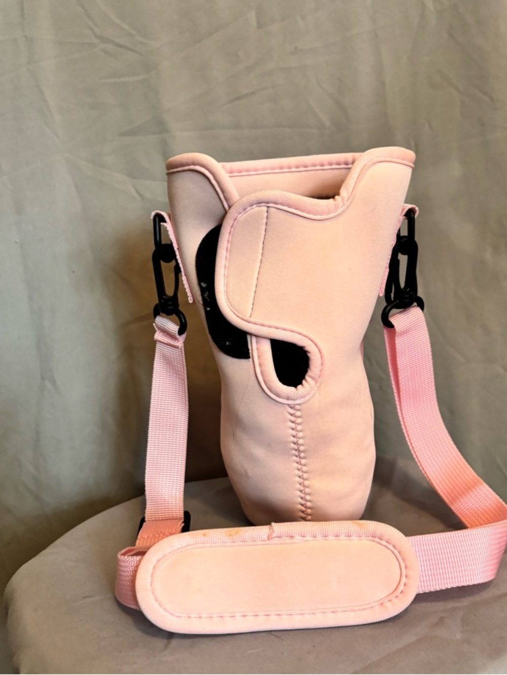Pink Insulated Bottle Carrier Crossbody - Picture 3 of 4